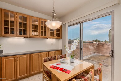 Eat-In Kitchen