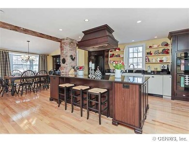 Kitchen Recently updated eat-in kitchen offers a c