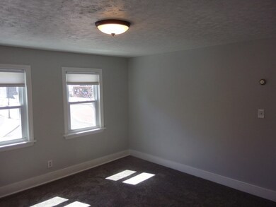 10 Merrimac Square unit 3, Merrimac, MA 01860 - photo 2