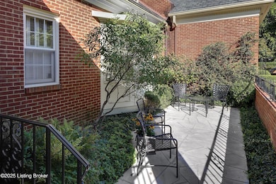 306 Penruth Ave, Louisville, KY 40207 - photo 2