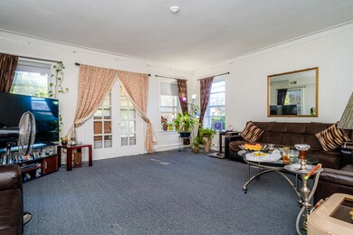 6329 N Mozart St, Chicago, IL 60659 - photo 6