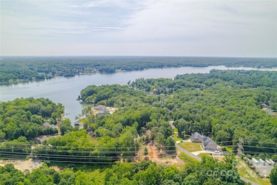 345 Squirrel Ln, Clover, SC 29710 - photo 4