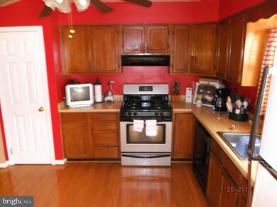 13428 Buchanan Dr, Fort Washington, MD 20744 - photo 3