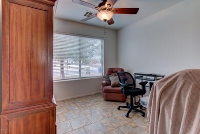 11392 E Primrose Ln-8