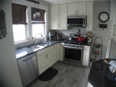 105 Myrtle Ave, Cranston, RI 02910 - photo 7