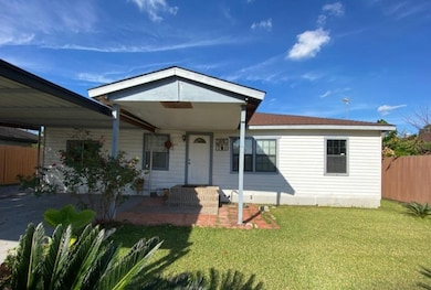 13425 Indianapolis St, Houston, TX 77015 - photo 4