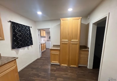 902 S 1st Ave, Yuma, AZ 85364 - photo 5