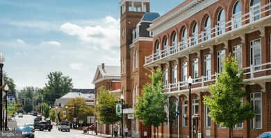 462 Mountain Laurel Blvd, Ranson, WV 25438 - photo 5