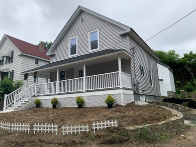 12 Prioulx St, Worcester, MA 01605 - photo 2