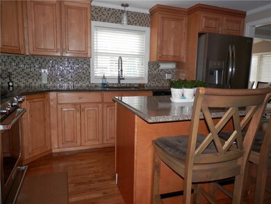 144 Davis Ave, Cranston, RI 02910 - photo 6