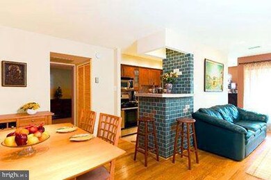 11208 Chestnut Grove Square unit 210, Reston, VA 20190 - photo 2