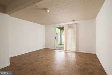 1317 Apple Ridge Ct, Edgewood, MD 21040 - photo 3