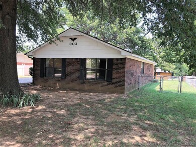 903 S Florence Ave, Claremore, OK 74017 - photo 2