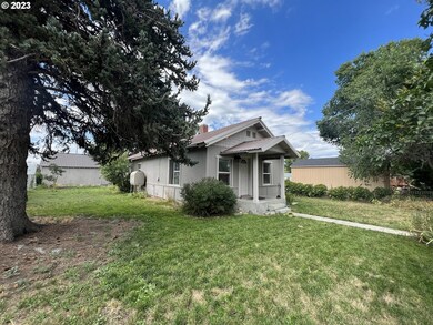 726 S Bridge St, Prairie City, OR 97869 - photo 3