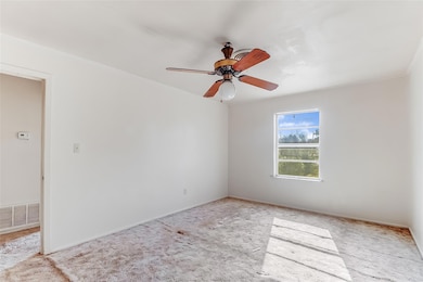 1012 N Water St, Burnet, TX 78611 - photo 7