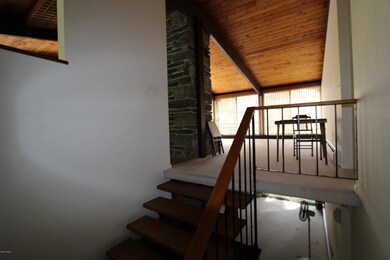 173 Christian Hill Rd, Milford, PA 18337 - photo 3
