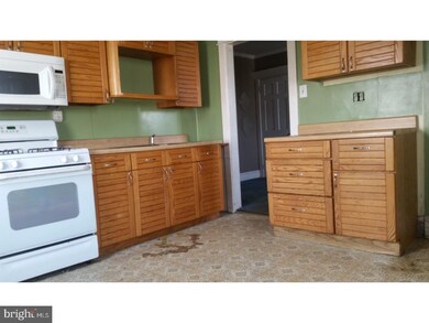 415 W 5th St, Lansdale, PA 19446 - photo 6