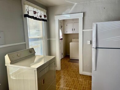 4 - Kitchen 2 Unit 1