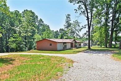 197 Whitetail Rd, Statesville, NC 28625 - photo 4