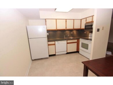 46 Kearney Dr, North Wales, PA 19454 - photo 3