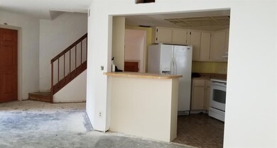 Living/Kitchen