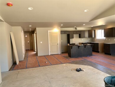 2240 S Mystical Loop, East Wenatchee, WA 98802 - photo 2