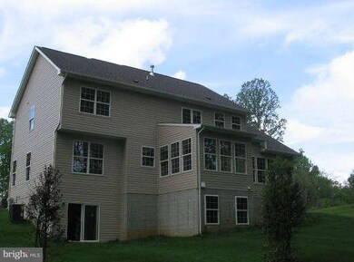 6005 Glennberry Ct, Glenn Dale, MD 20769 - photo 3