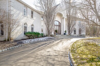 1 Round Hill Ct, Colts Neck, NJ 07722 - photo 2