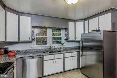 7904 Clearfield Rd, Frederick, MD 21702 - photo 4