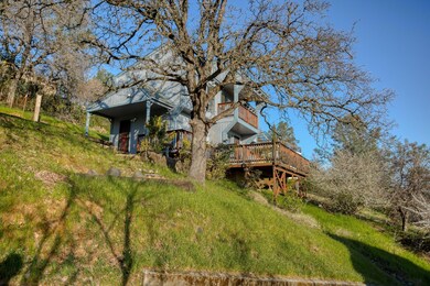 3526 West St, Redding, CA 96001 - photo 5