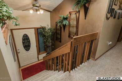 00102- Iona Cir 4010