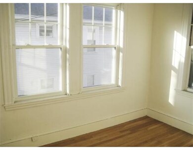 16 Templeton Pkwy unit |PARKWAY, Watertown, MA 02472 - photo 7