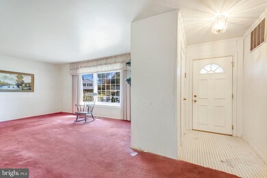 13130 Oriole Dr, Beltsville, MD 20705 - photo 3