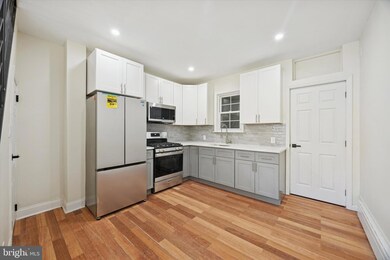 723 Sears St, Philadelphia, PA 19147 - photo 4