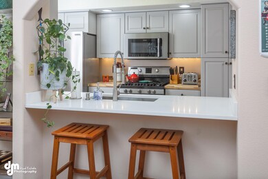 Breakfast Bar