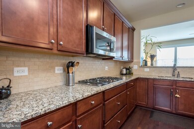 7533 Honey Locust Ln, Hanover, MD 21076 - photo 5