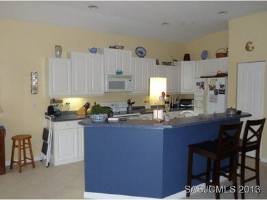 Beautiful Eat In Kitchen
