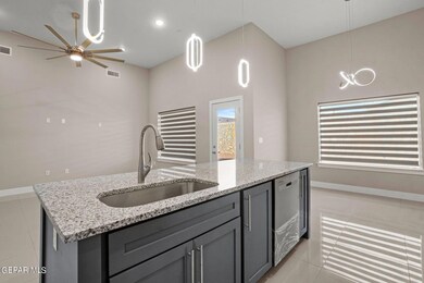 12013 Silent Place Ct, Socorro, TX 79927 - photo 7