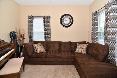 3299 Hurst St, Whiteland, IN 46184 - photo 4