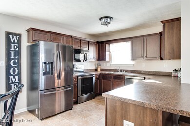 124 Kristen Marie Ct, Mount Washington, KY 40047 - photo 7