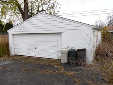 904 Miriam Dr W, Columbus, OH 43204 - photo 3