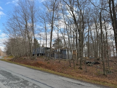 744 Lake Dr N, Eagle Lake, PA 28424 - photo 2