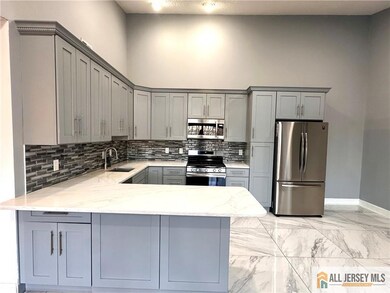 341 Wimbeldon Ct, North Brunswick, NJ 08902 - photo 4