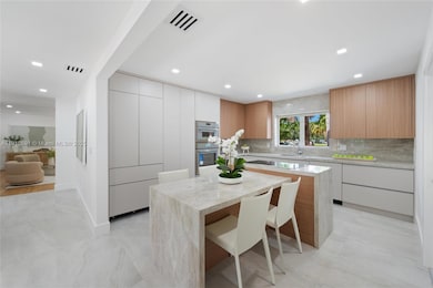 5211 Granada Blvd, Coral Gables, FL 33146 - photo 6