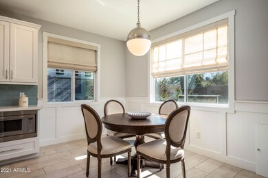 Breakfast area