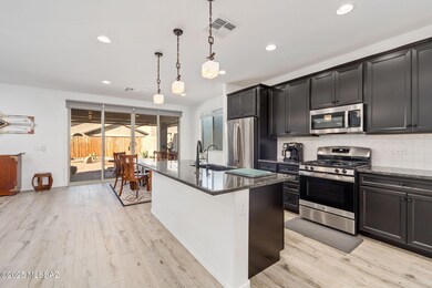 994 W Calle Monte Lindo, Sahuarita, AZ 85629 - photo 7