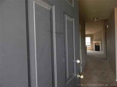2550 W Mounds Ct, Sapulpa, OK 74066 - photo 2