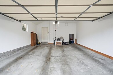 7843 Bridge Point Dr, Cincinnati, OH 45248 - photo 5