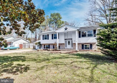 21498 S Essex Dr, Lexington Park, MD 20653 - photo 2