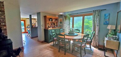 2915 W River Rd, Dummerston, VT 05301 - photo 4